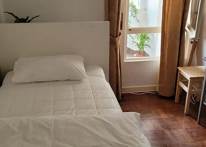 Cozy Near Metro & Airport Quarto em Acomodações Particulares *