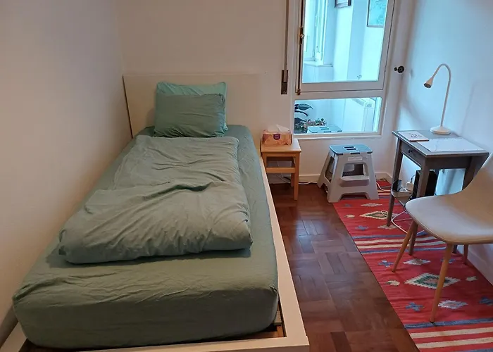 Cozy Near Metro & Airport *