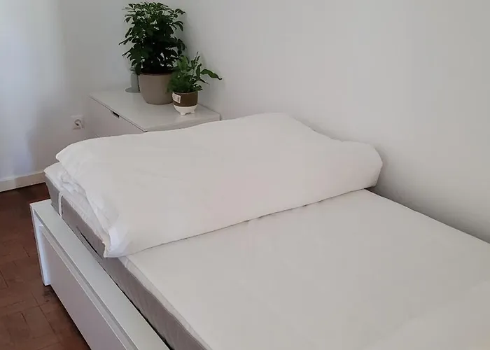 Cozy Near Metro & Airport